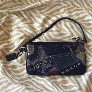 NEW Coach Zoe Wristlet